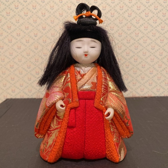 Japanese Vintage Handmade Dolls Gorgeous Kimonos Girl and Boy - Picture 3 of 14